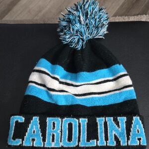 Pom-Pom Beanie - Black and Blue